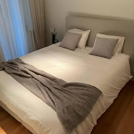 C Apartment *